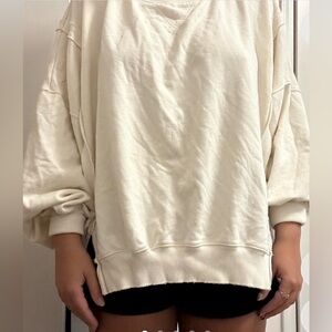 American Eagle Cream Crewneck (oversized)
